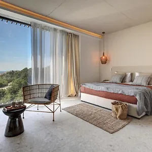 4* Отель Umani - Free - Free Parking