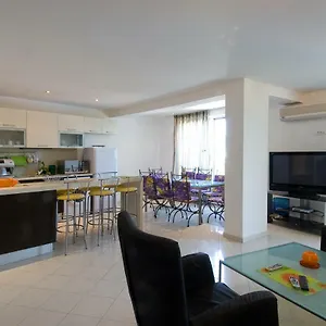 vizitați hotelul