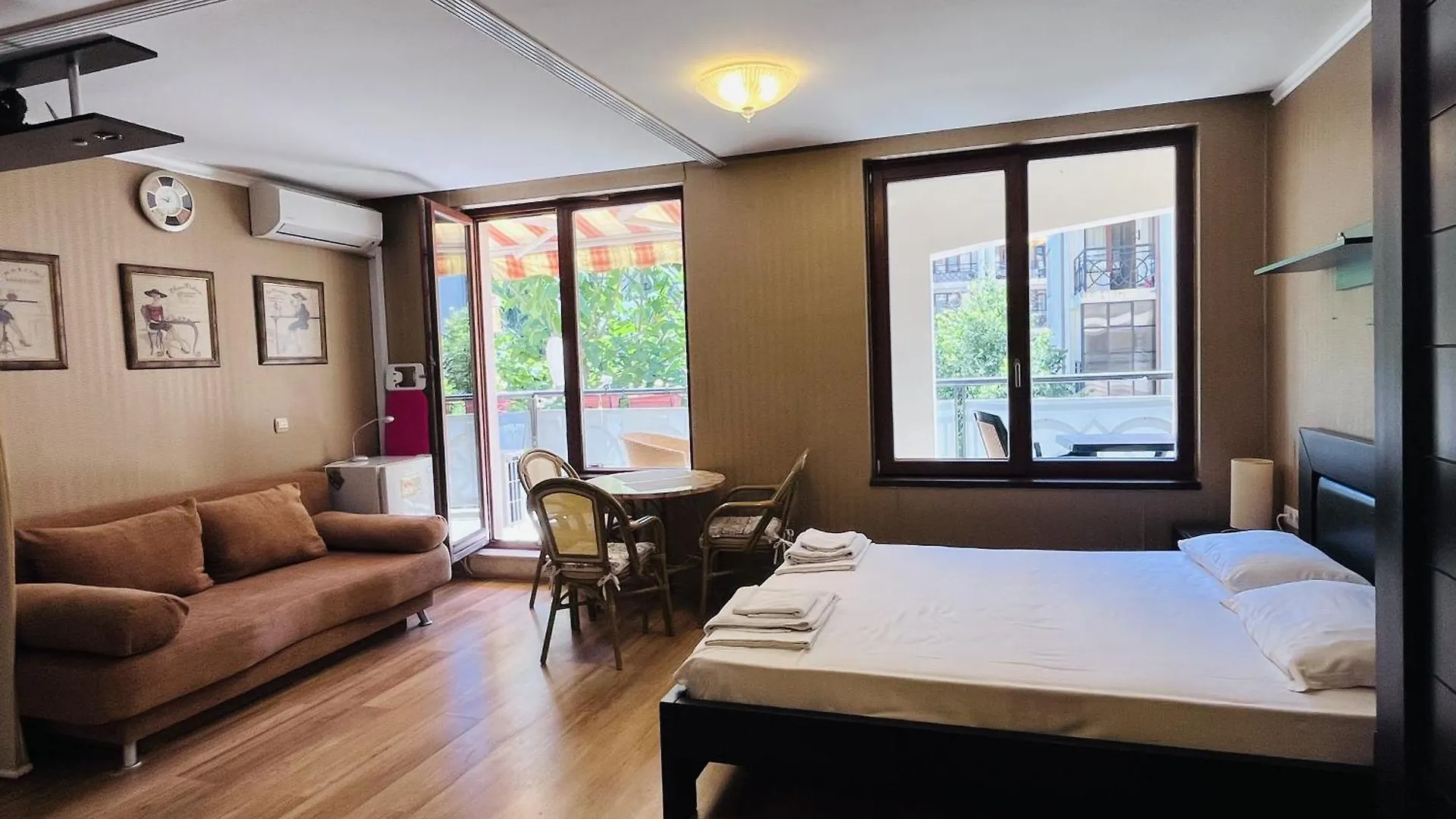 شقة فندقية غولدن ساندز Sea View Rental Iglika Apartments